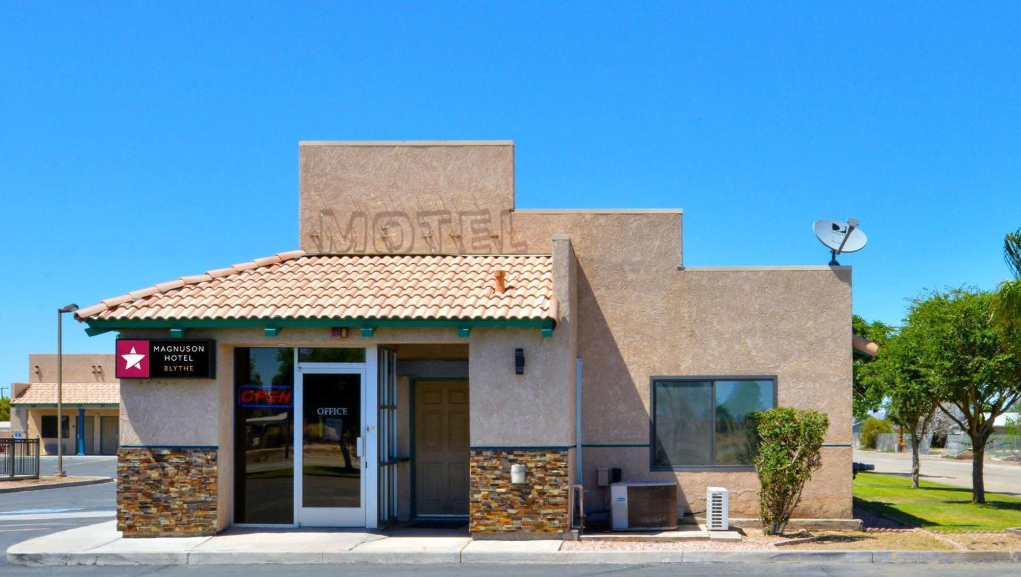 Magnuson Motel 3*